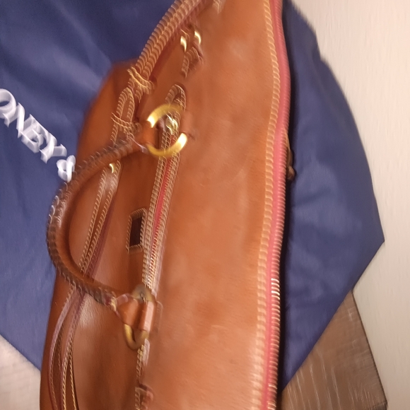 Dooney Bourke Florentine double pocket satchel chestnut with flaw on bottom - Picture 7 of 16